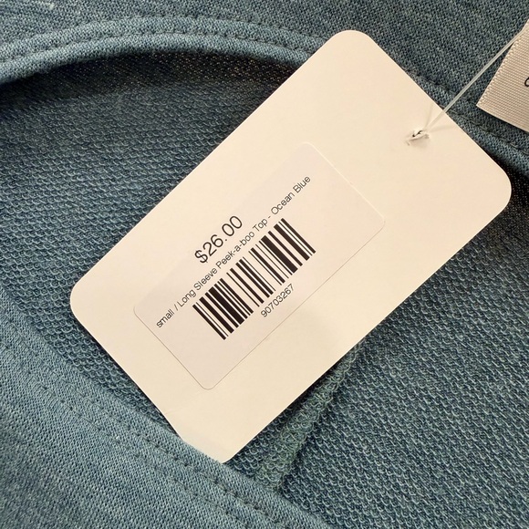 Emerald Peek-a-boo Top - Ocean Blue - Picture 4 of 4